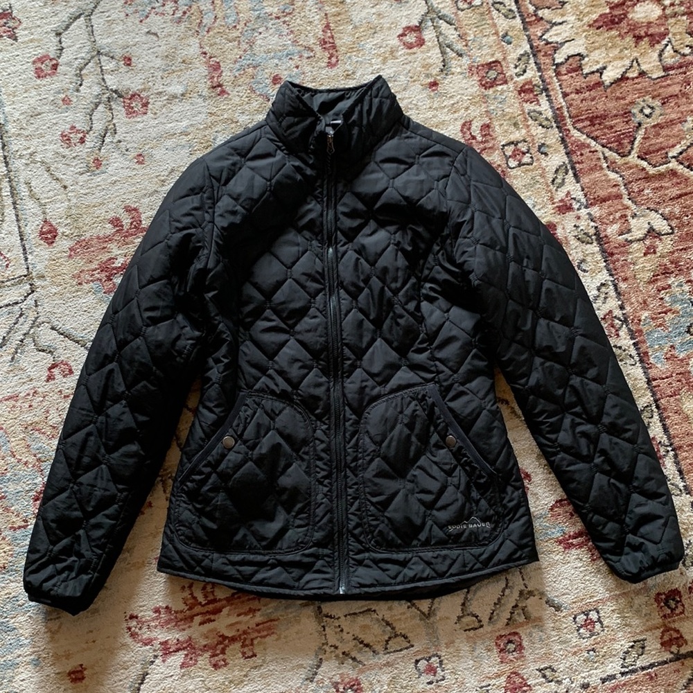 LIKE NEW Eddie Bauer puffer jacket size S